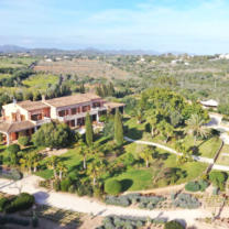 GOYA Luxus Finca Mallorca Pool Garten mieten