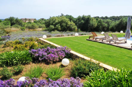 Mediterrane Garten der Finca Es Clape